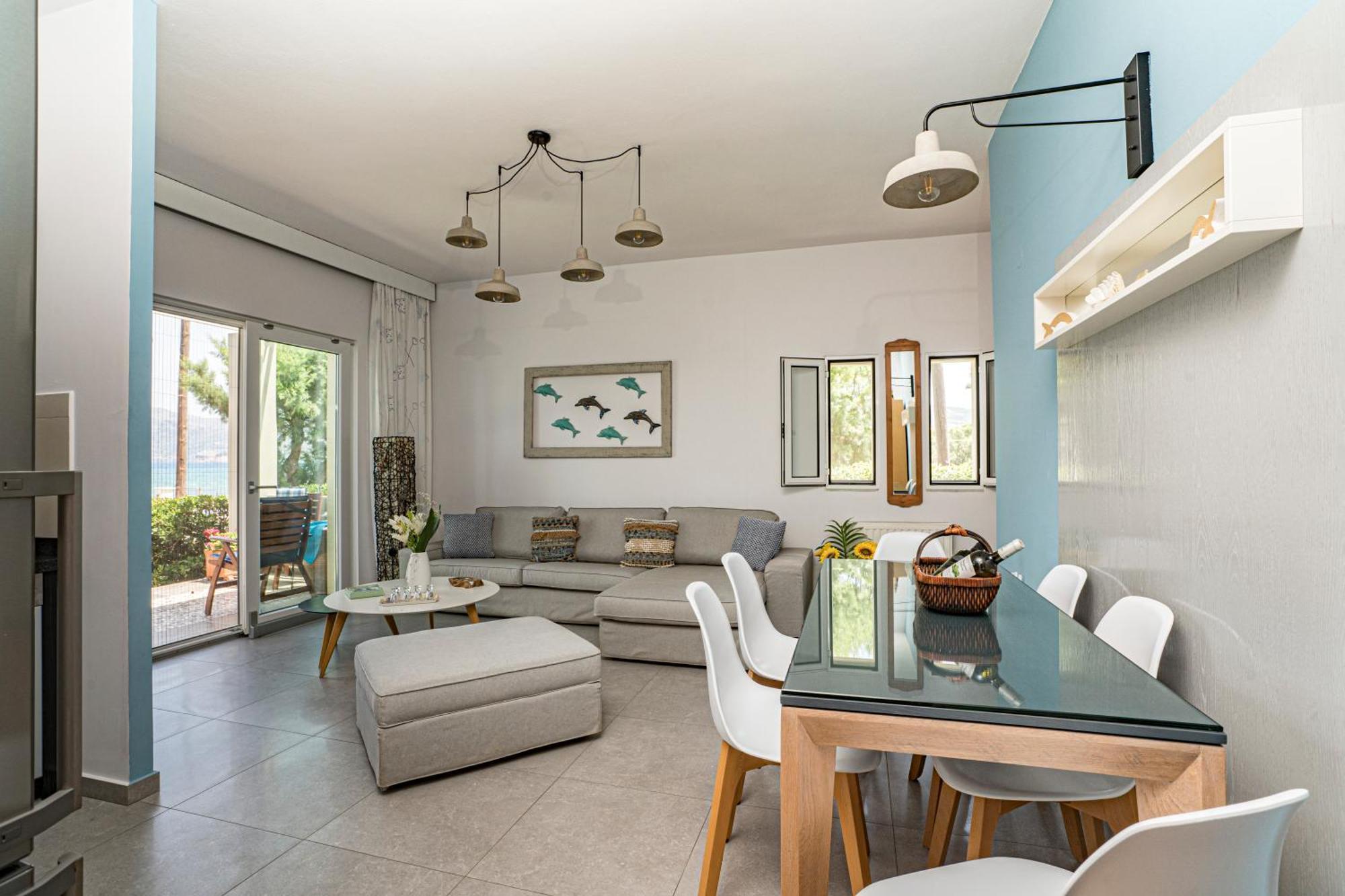 Big Blue Exclusive Beachfront Villa Kissamos Exterior photo